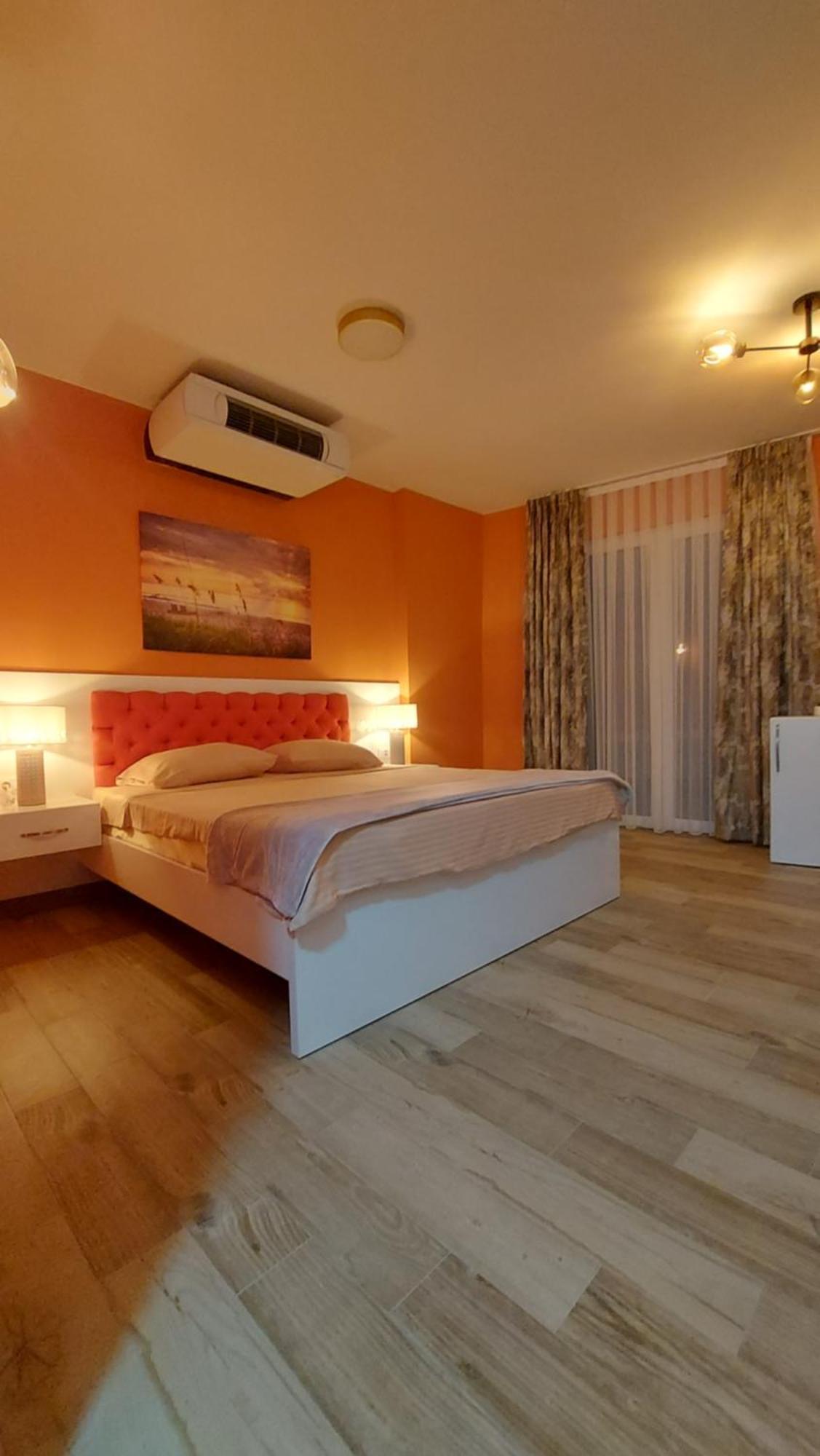Pier 82 Apartments Ohrid Bilik gambar